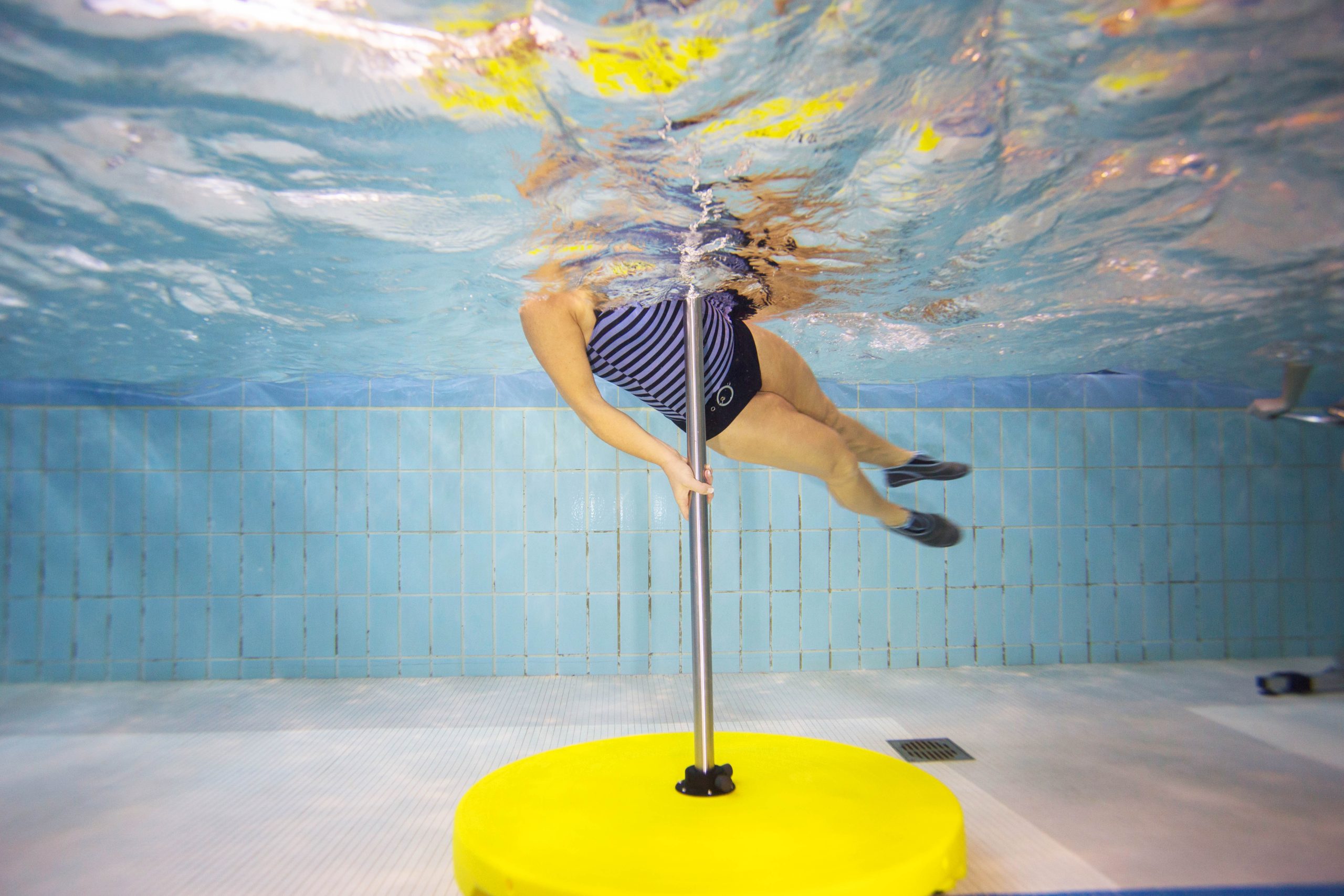 Aqua Pole Dance Workshop Online - 1.JPG
